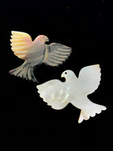 Black Tahitian Mother Of Pearl Bird Sku#M356