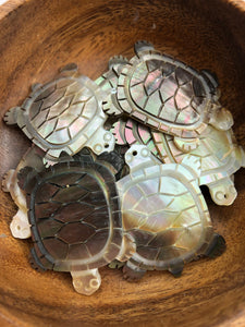 Black Tahitian Mother Of Pearl Turtle Sku#M327 – Aloha