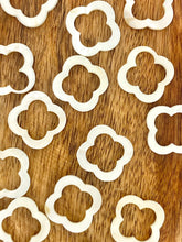 Mother Of Pearl Clover Beads, Sku#M569