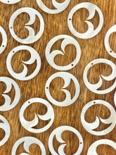White South Sea Mother Of Pearl Beads, Sku#M612