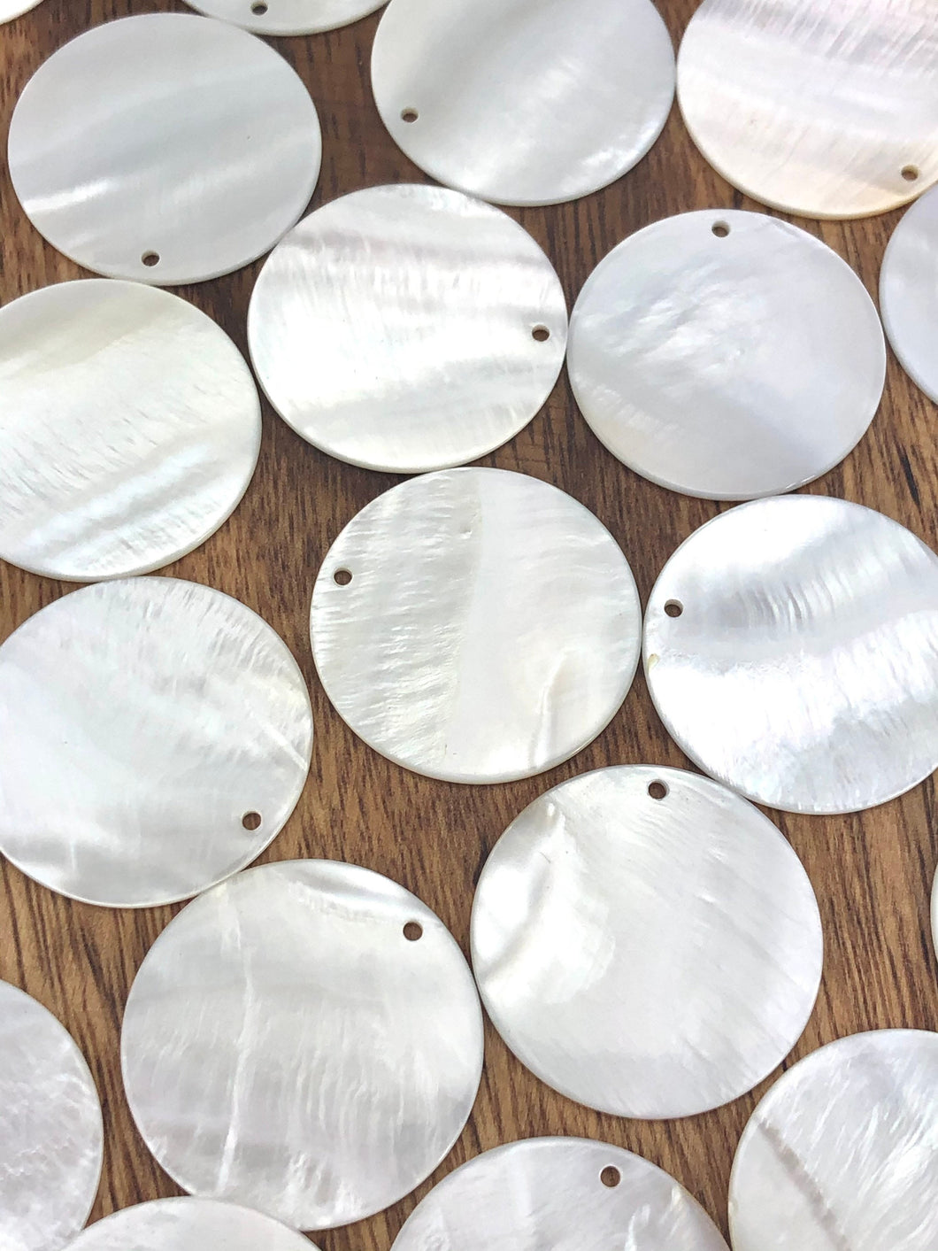 White South Sea Mother Of Pearl Circle Beads Sku#M584