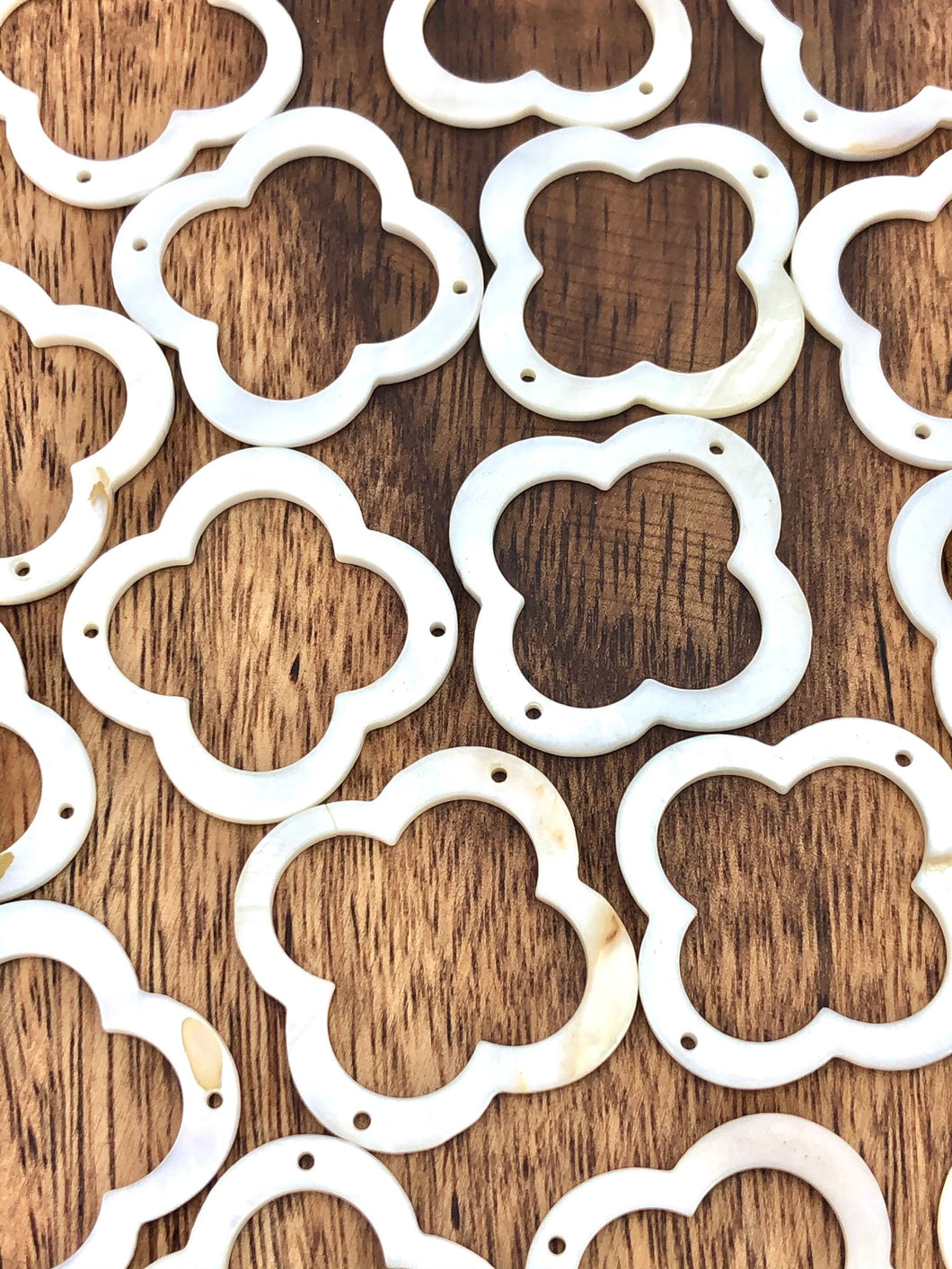 White South Sea Mother Of Pearl Beads Sku#M568