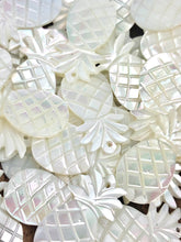 White South Sea Mother Of Pearl Pineapple Sku#M493