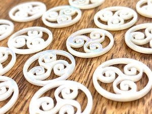 White South Sea Mother Of Pearl Beads, Sku#M528