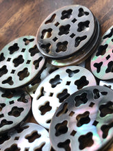 Black Tahitian Mother Of Pearl Beads Sku#M536
