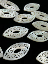 White South Sea Mother Of Pearl Beads Sku#M526