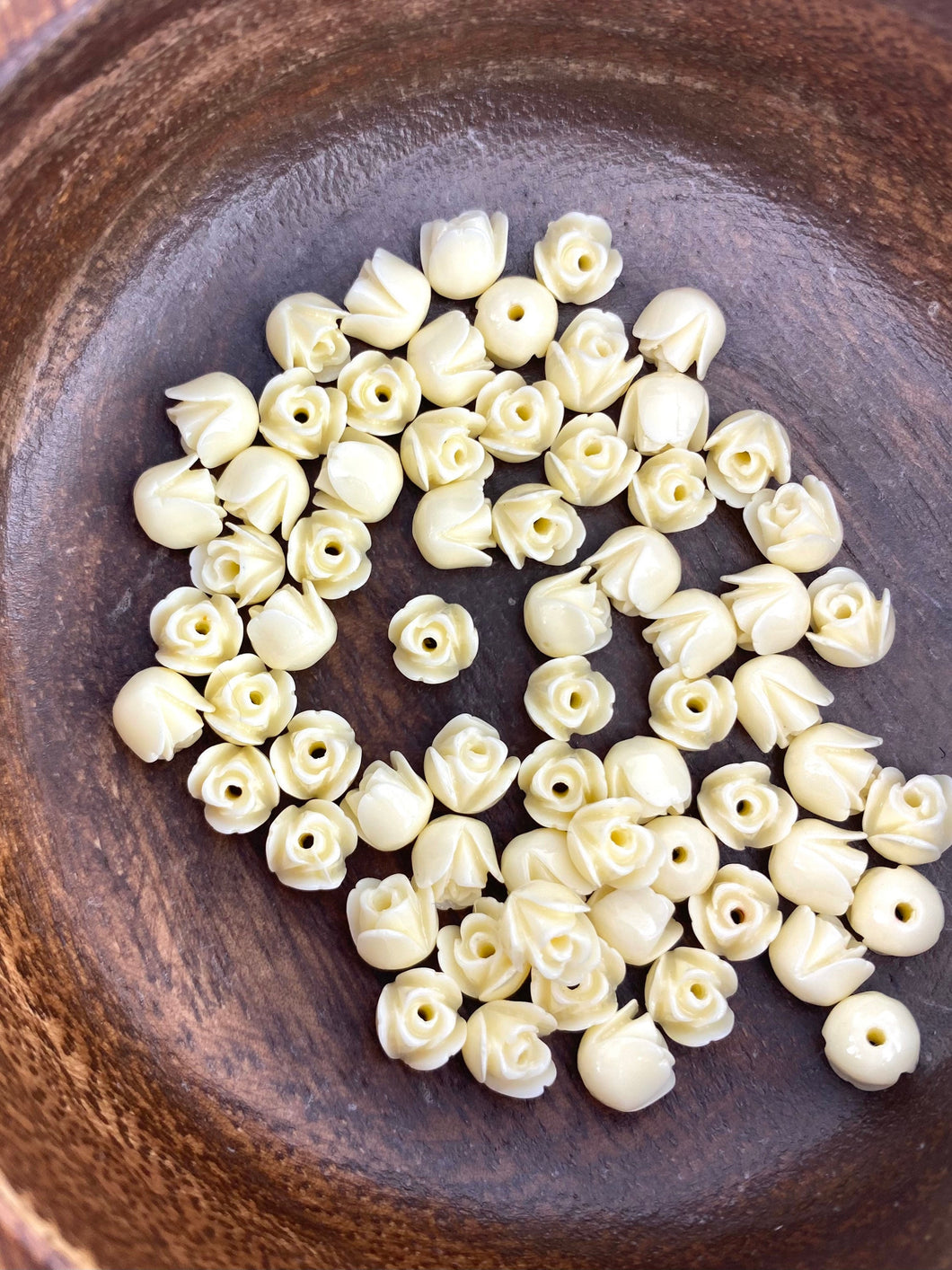 Mother Of Pearl Off White Small Rose Beads, Sku#M675