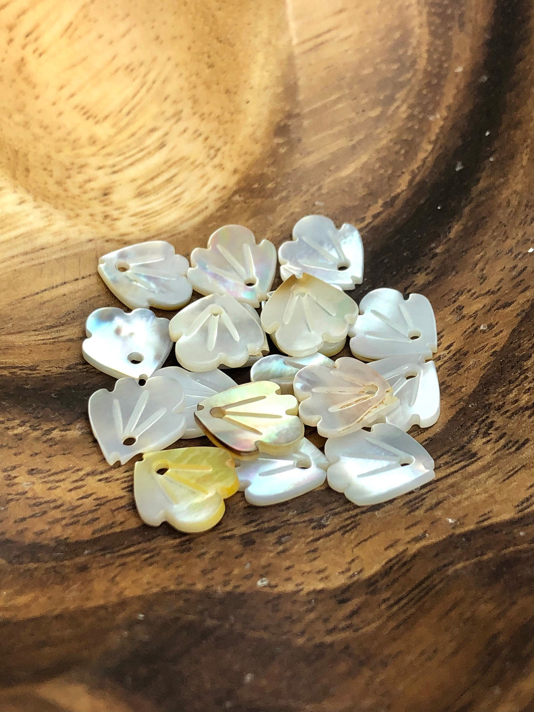 White South Sea Mother Of Pearl Beads Sku#M382