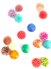 Mother Of Pearl Large Flower Beads, Sku#M440