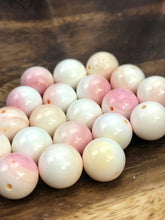 Mother Of Pearl Beads, Conch Shell Sku#M432