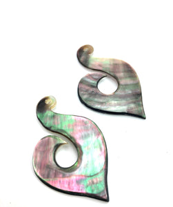Black Tahitian Mother Of Pearl Fish Hook Sku#M315
