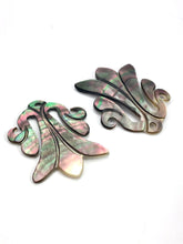 Black Tahitian Mother Of Pearl Fish Tail Sku#M357