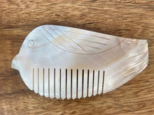 Mother Of Pearl Comb, Sku#M190-1