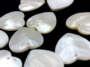 White South Sea Mother Of Pearl Solid Heart Sku#M391