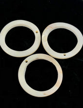 White South Sea Mother Of Pearl Bead Sku#M575