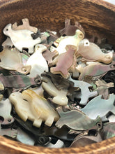 Black Tahitian Mother Of Pearl Penguin Sku#M258