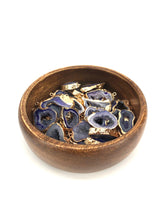 Purple Geodes W/Gold Plating Sku#Q03