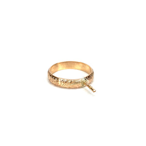 Hawaii Heirloom Ring Finding W/ Post
