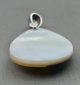 Shell abalone mother of pearl pendant, SKU#M921