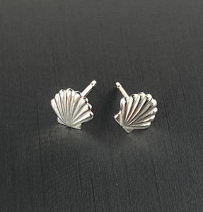 Sterling silver sea shell earring stud, SKU#595-5