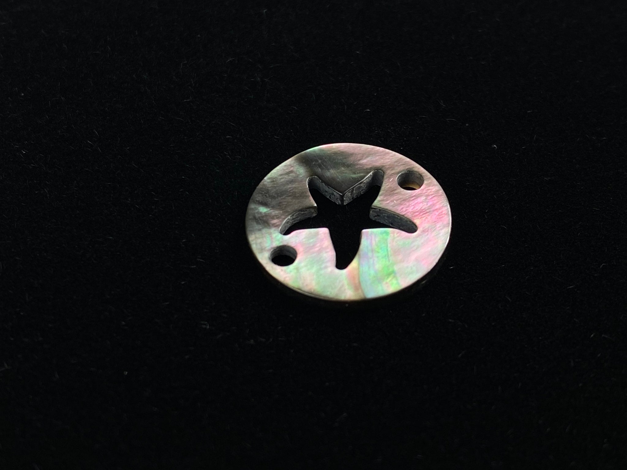 Mother of Pearl Star Carved Bead