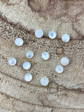 Small Circle Mother Of Pearl Bead, Sku#M2048