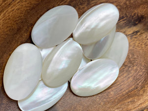 Oval Mother Of Pearl Bead, Sku#M2045