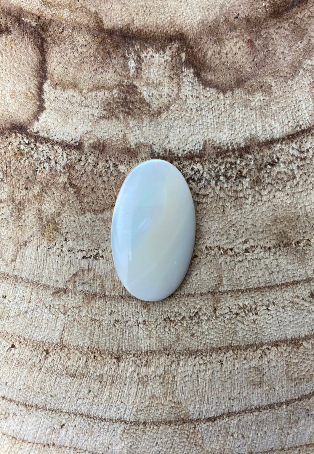 Oval Mother Of Pearl Bead, Sku#M2045