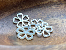 Mother Of Pearl Flower Shell, Sku#M2216