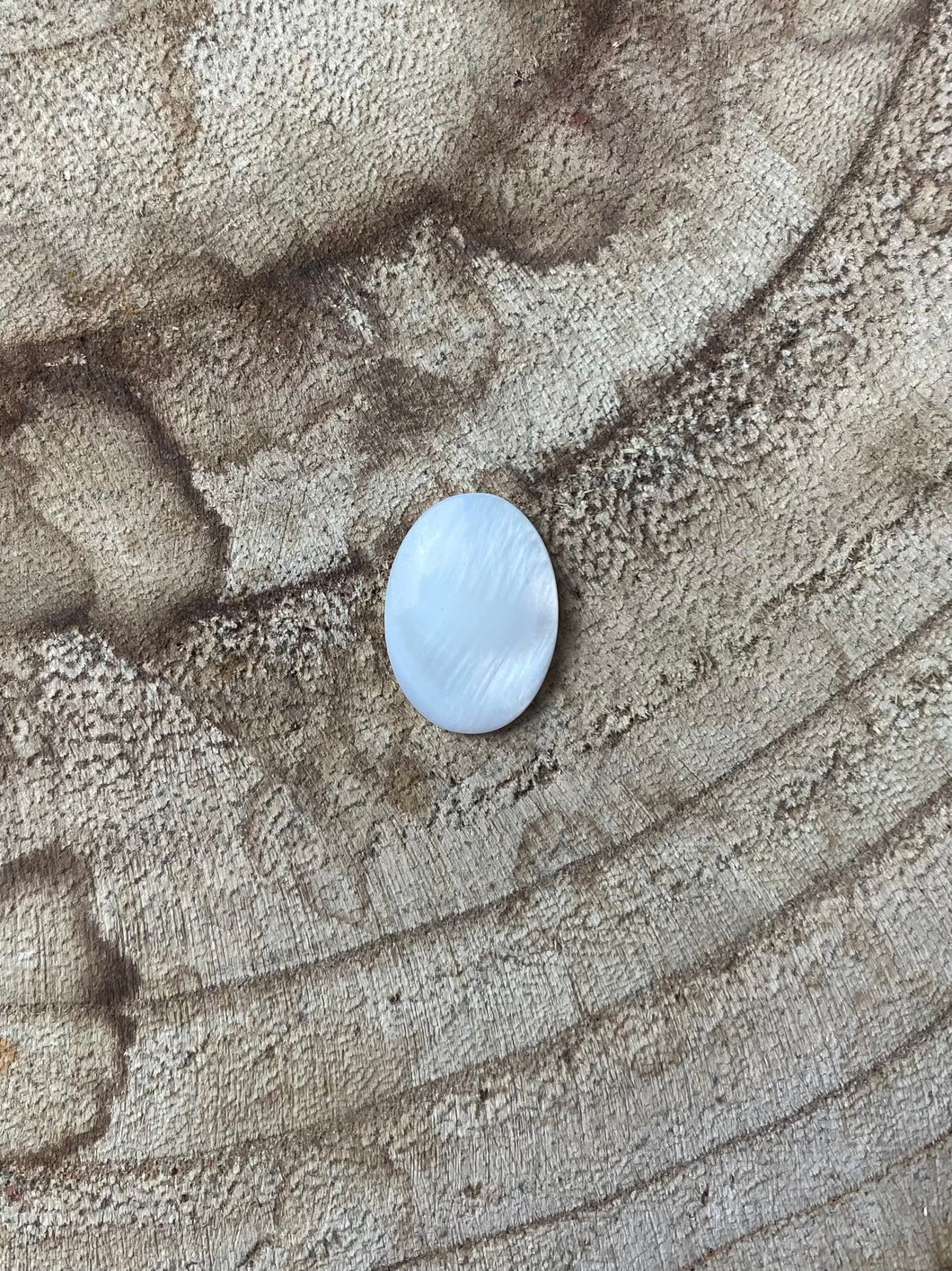 Oval Mother Of Pearl Shell, Sku#M2065