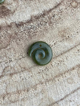 Swirl Jade Beads, Sku#M2260