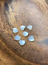 Small Heart Mother Of Pearl Beads, Sku#M2051