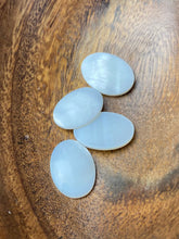 Oval Mother Of Pearl Shell, Sku#M2065
