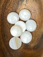 Circle Mother Of Pearl Shell, Sku#M2063