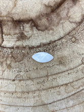 Pointed Oval Mother Of Pearl Shell, Sku#M2055