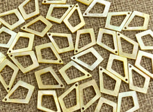 Mother of Pearl Charm Sku#M2515