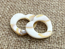 Mother of Pearl Charm Sku#M1211