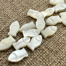 Mother of Pearl Fish Beads Sku#M1206