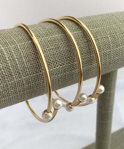 14kGF White Crystal Pearl Bangle