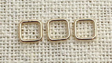 GF Jump Ring Square 20.5ga (.76x6.0x6.0mm)CL
