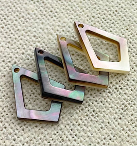 Mother of Pearl Charm Sku#M2524