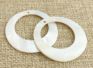 Mother of Pearl Charm Sku#M576