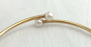 14kGF White Crystal Pearl Bangle