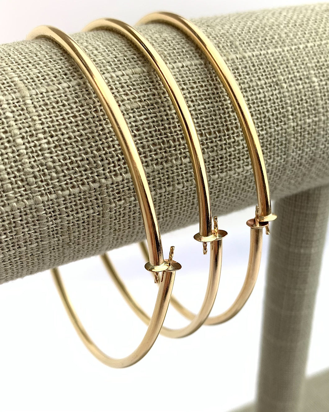 14kGF Flex Bangle w/4mm Cup & Peg