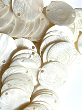 Mother Of Pearl Shell, Circle Mother Of Pearl, Carved MOP, Sku#M3003