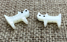 Mother of Pearl Cat Bead Sku#M1208