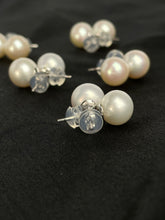 Stunning earring stud