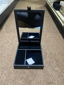 Folding Mirror Valet Case