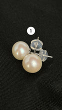 Stunning earring stud