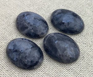 Labradorite Oval Cabochon